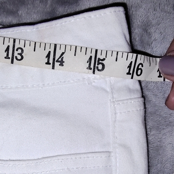 Wonderful White Wax Jeans -Lots of Stretch! - Picture 8 of 12